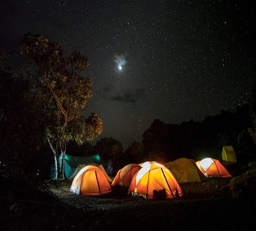 Group tour Kilimanjaro climbing via Marangu route